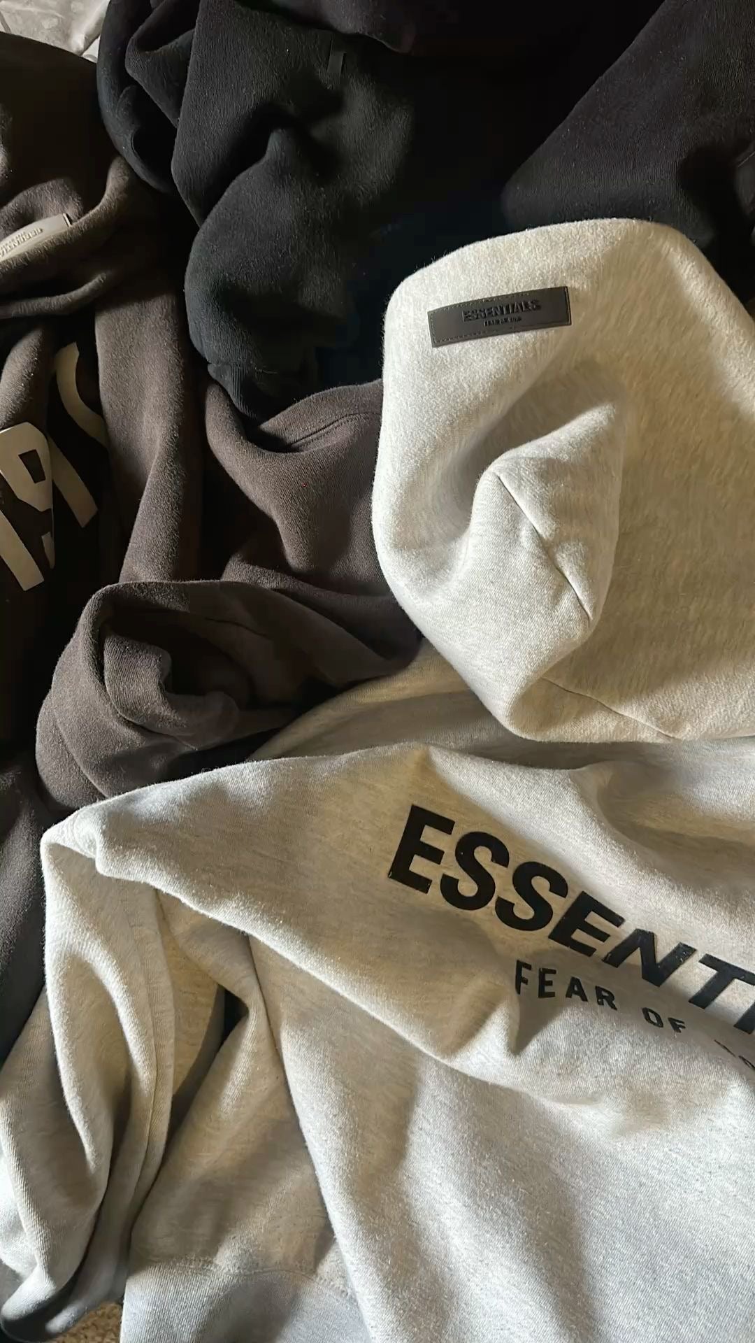 ESSENTIALS🌧️